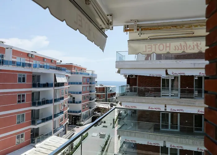 Fishta Q6 47 Apartment *